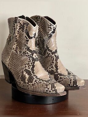 Tecovas Zoey - Python Leather Western Ankle Boots, US 12 B